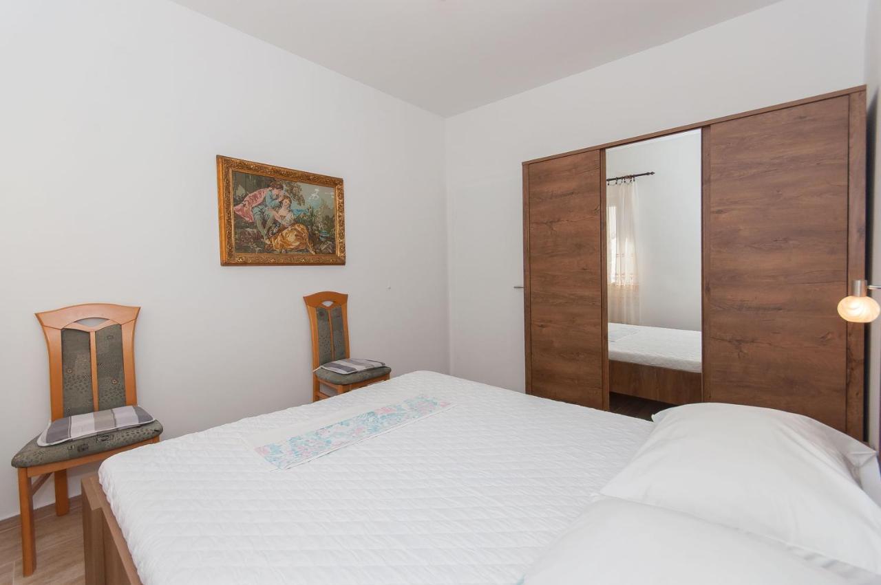Apartments Marija Писак Экстерьер фото